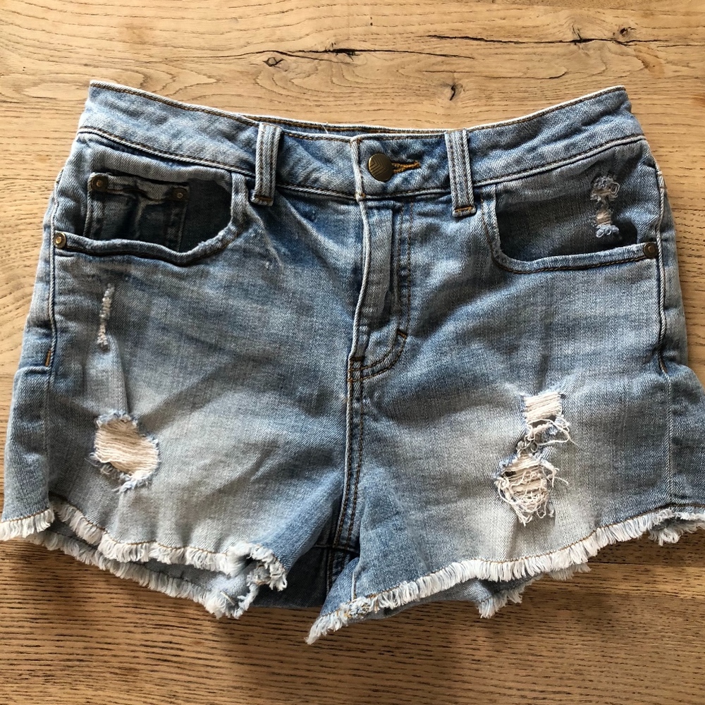 SUN & SHADOW JEAN SHORTS